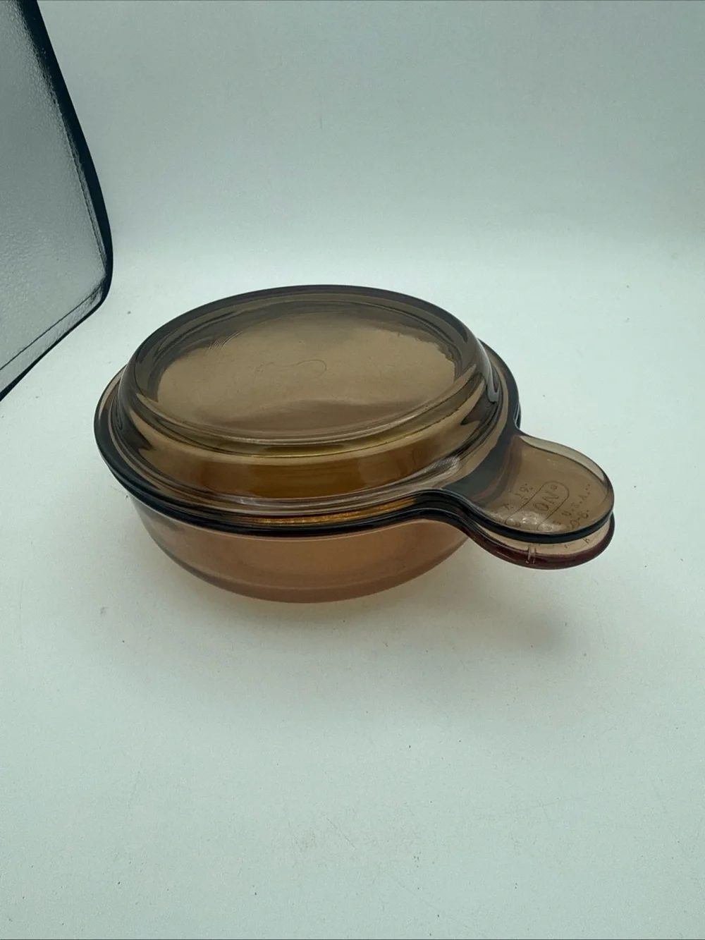 VTG Corning Visions Amber Grab It Go Bowl V240 B w/ Lid